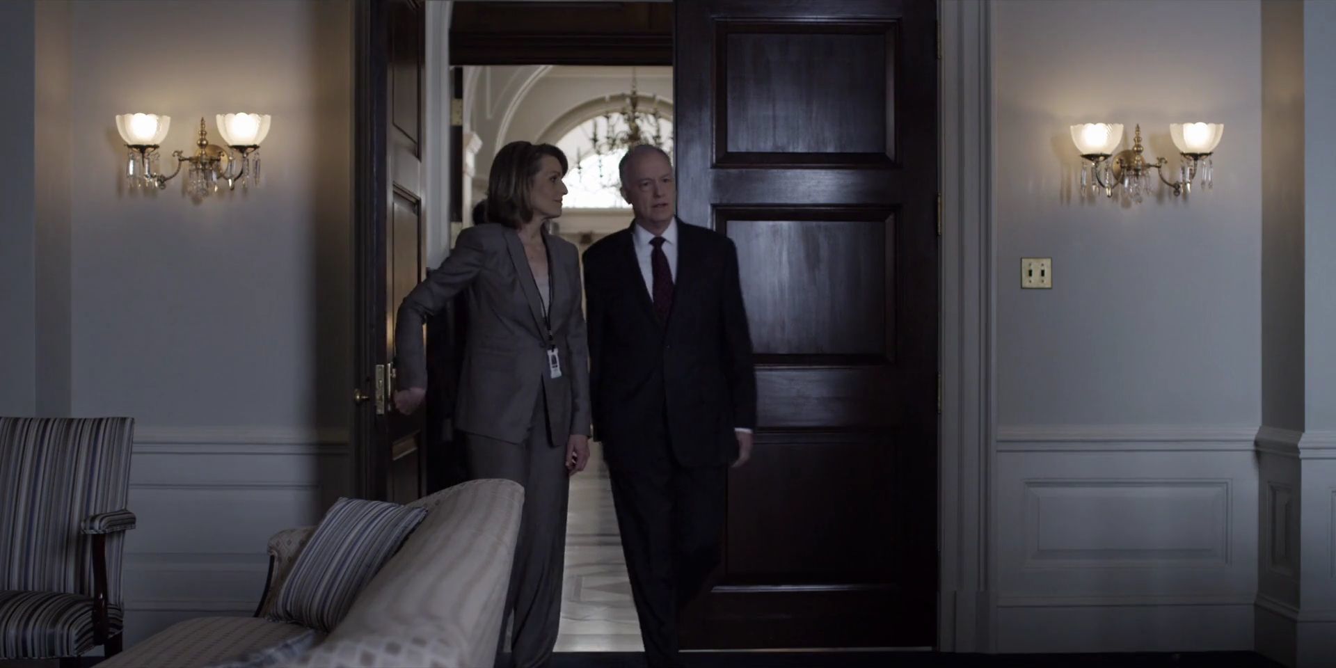 Карточный домик 2 сезон 4 серия