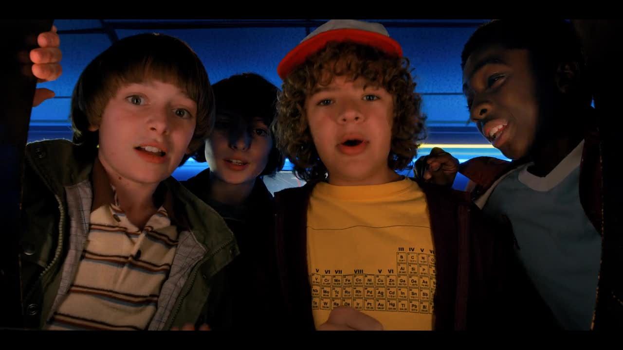 Очень странные дела 2 сезон 1 серия