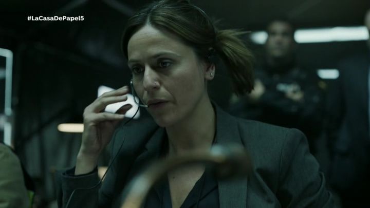 Бумажный дом 5 серия Бумажный дом 5 серия