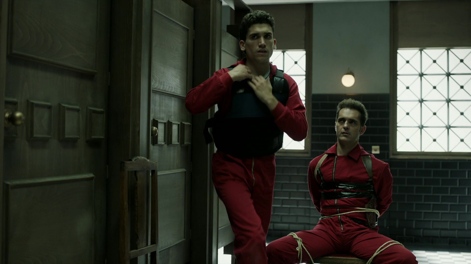 Бумажный дом 10 серия