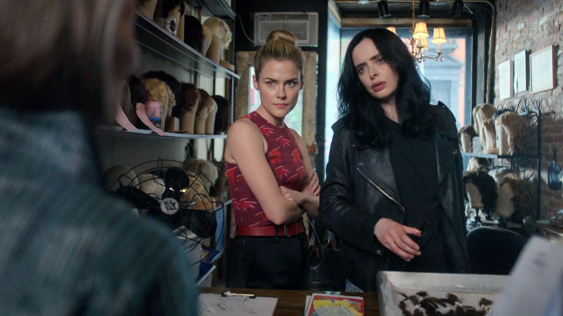 Джессика Джонс 2 сезон 4 серия Джессика Джонс 2 сезон 4 серия