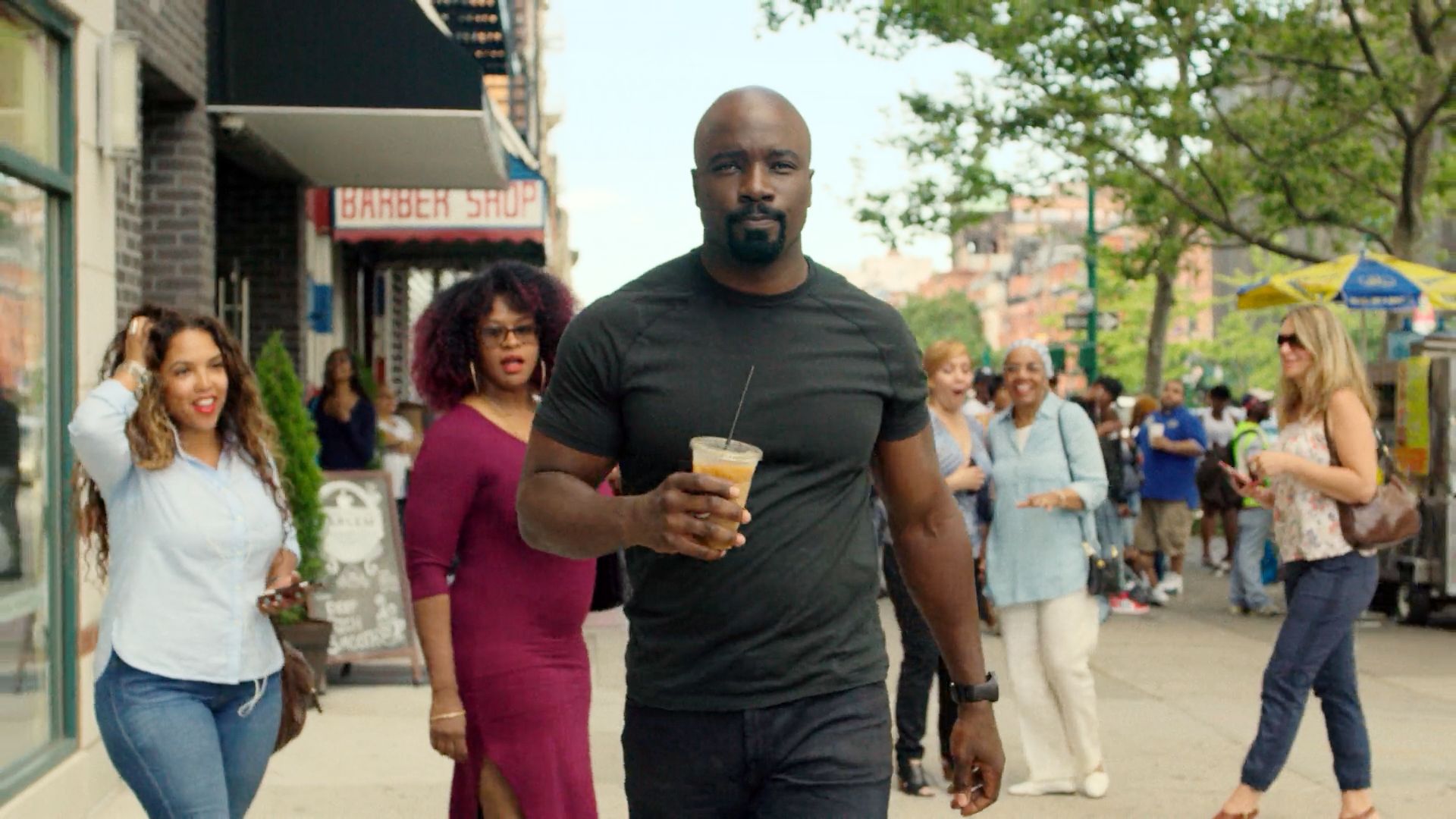 Люк Кейдж 2 сезон 1 серия Люк Кейдж 2 сезон 1 серия