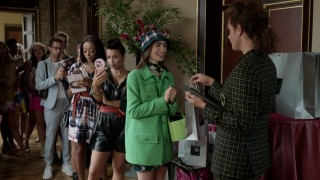 Эмили в Париже 1 сезон 5 серия