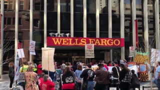 Грязные деньги 2 сезон 1 серия