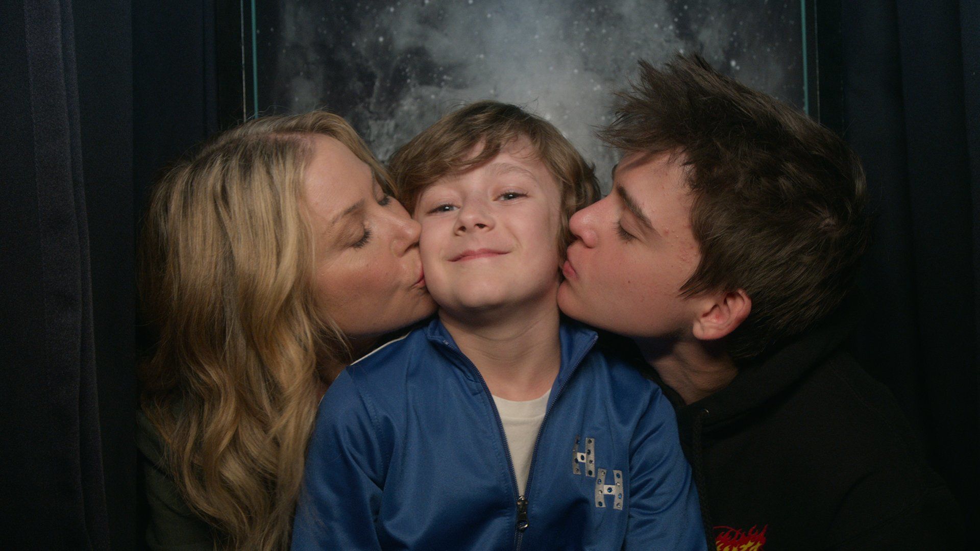 Мертв для меня 2 сезон 6 серия Мертв для меня 2 сезон 6 серия