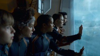 Затерянные в космосе 2 сезон 1 серия