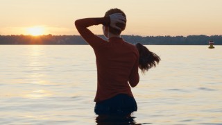 Неортодоксальная 1 сезон 1 серия