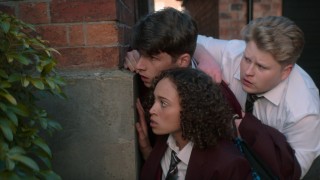 Незнакомка 1 сезон 2 серия