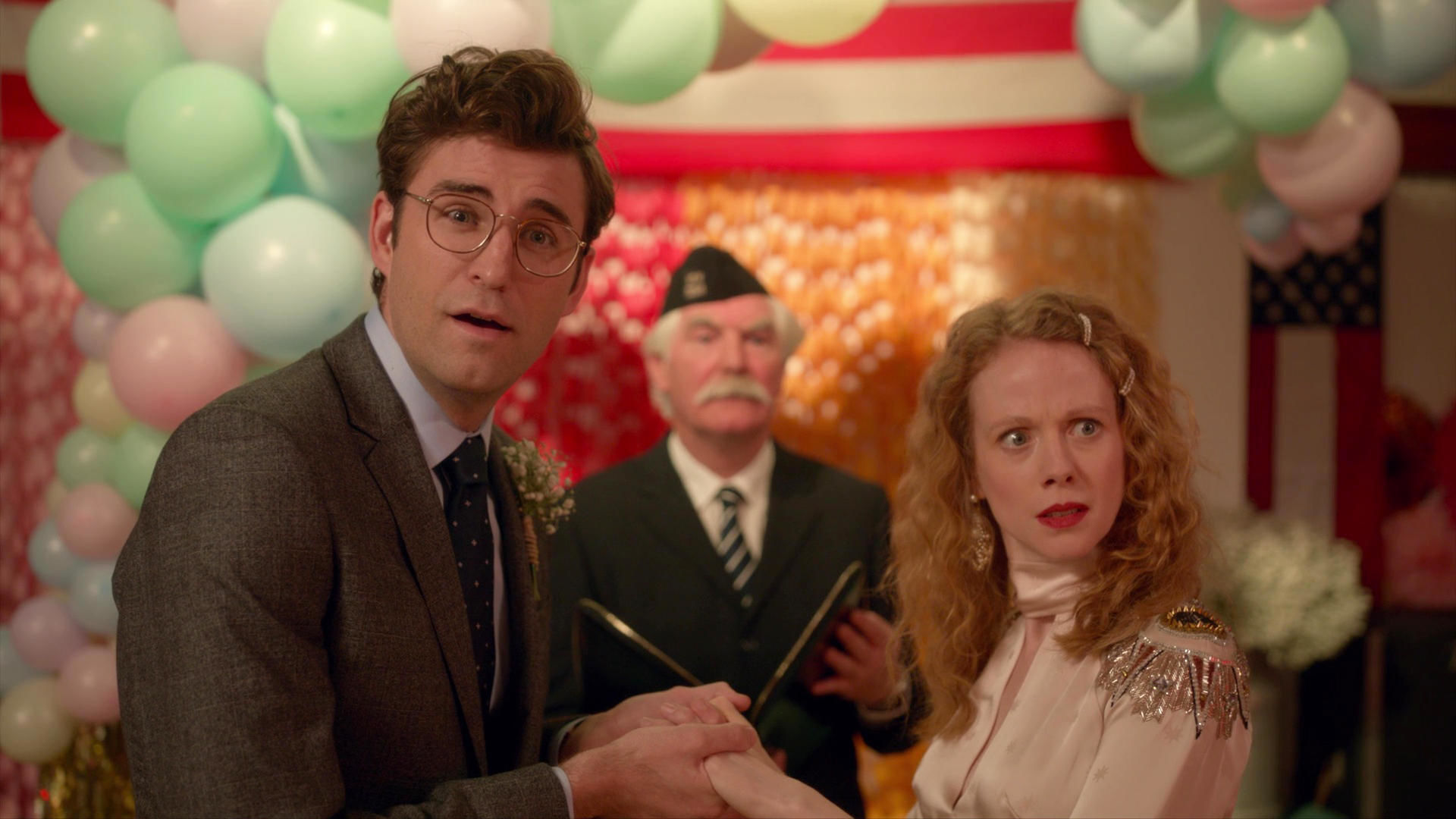 Четыре свадьбы и одни похороны 10 серия