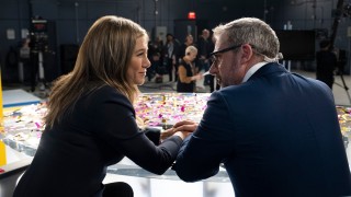 Утреннее шоу 1 сезон 8 серия