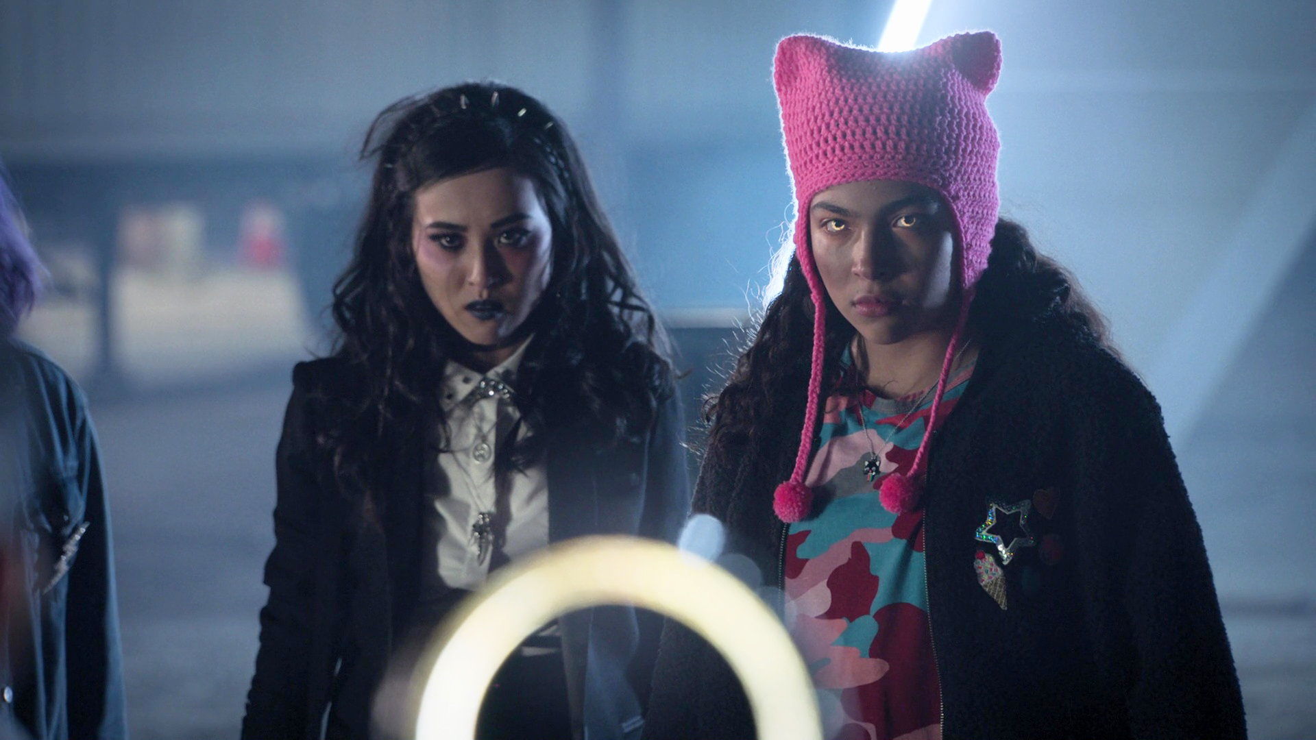 Беглецы 9 серия