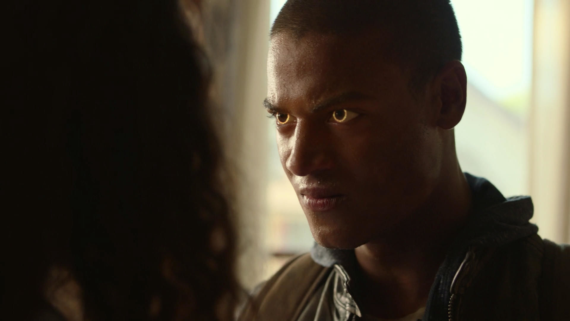 Беглецы 2 сезон 5 серия Беглецы 2 сезон 5 серия