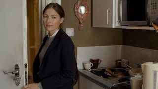 Гири/Хадзи 1 сезон 2 серия