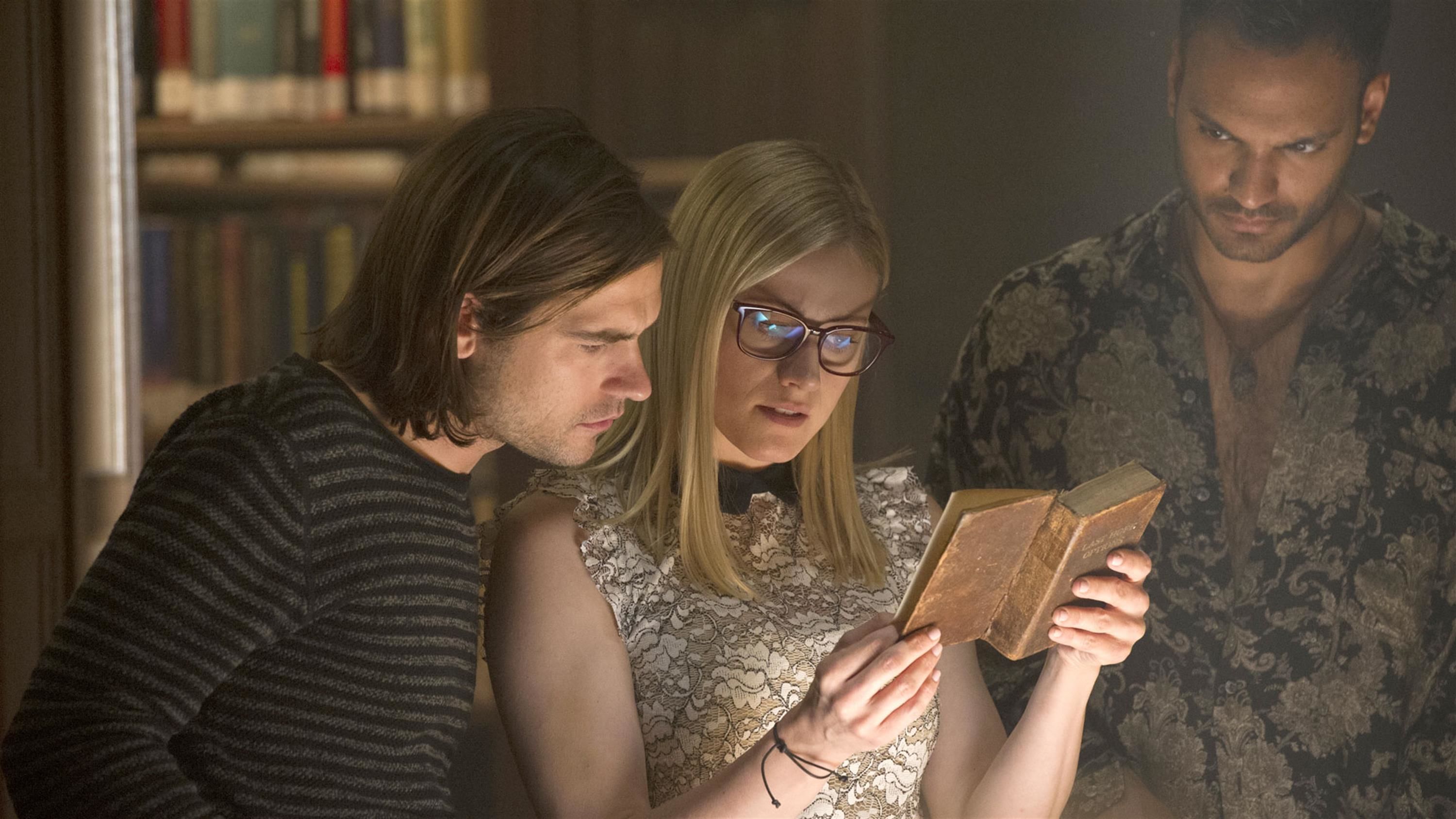 Волшебники 2 сезон 2 серия Волшебники 2 сезон 2 серия