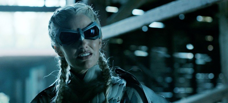 Титаны 3 сезон 3 серия Титаны 3 сезон 3 серия