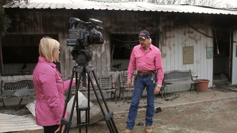 Король тигров: Убийство, хаос и безумие 4 серия