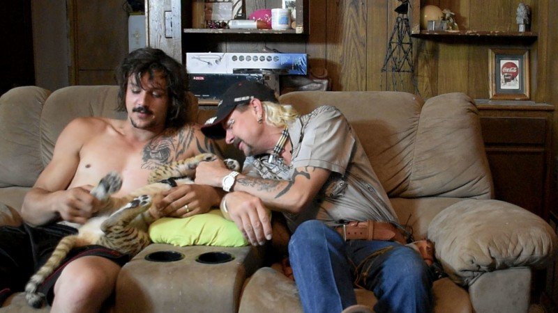 Король тигров: Убийство, хаос и безумие 5 серия