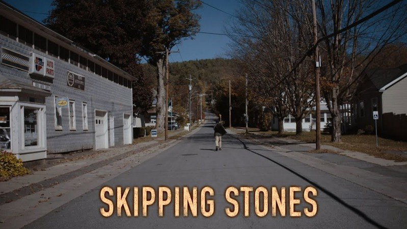 Камушки на воде