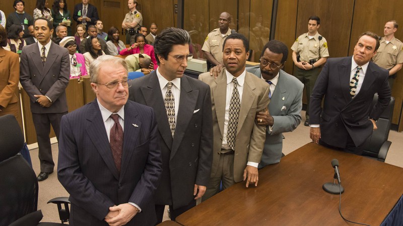 Американская история преступлений 10 серия