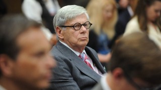 Американская история преступлений 1 сезон 6 серия