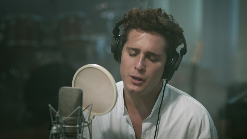 Луис Мигель 2 сезон 2 серия Луис Мигель 2 сезон 2 серия