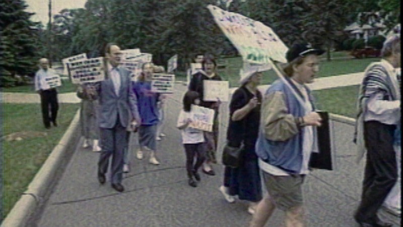 Дьявол по соседству 1 серия