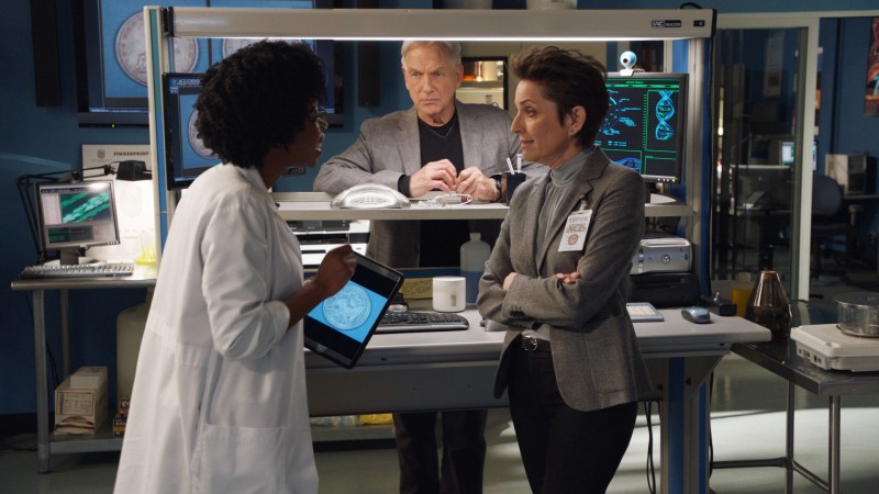 Морская полиция: Спецотдел 17 сезон 16 серия Морская полиция: Спецотдел 17 сезон 16 серия