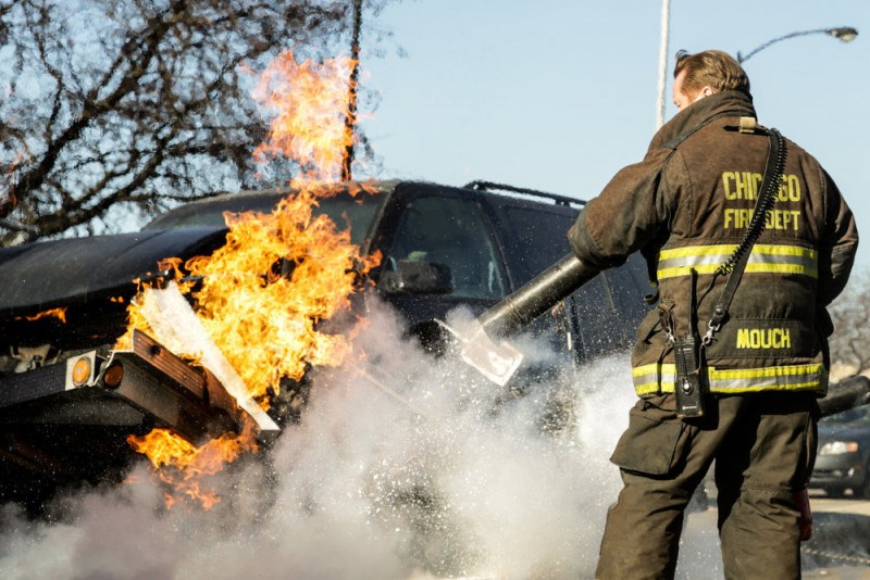Чикаго в огне 2 сезон 14 серия Чикаго в огне 2 сезон 14 серия