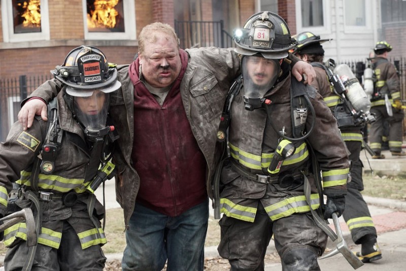 Чикаго в огне 3 сезон 21 серия Чикаго в огне 3 сезон 21 серия