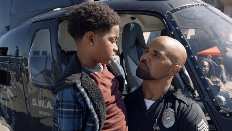 S. W. A. T.: Спецназ города ангелов 2 сезон 10 серия S. W. A. T.: Спецназ города ангелов 2 сезон 10 серия