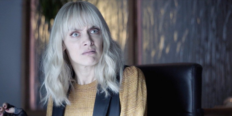 Бэтвумен 2 сезон 11 серия Бэтвумен 2 сезон 11 серия