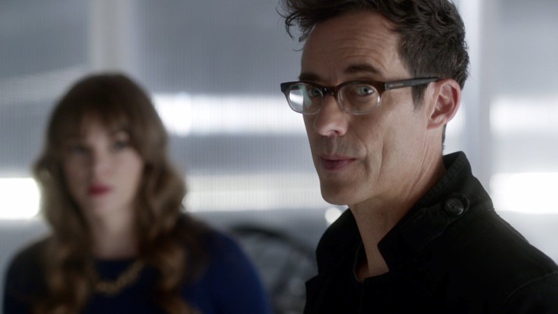 Флэш 2 сезон 8 серия Флэш 2 сезон 8 серия