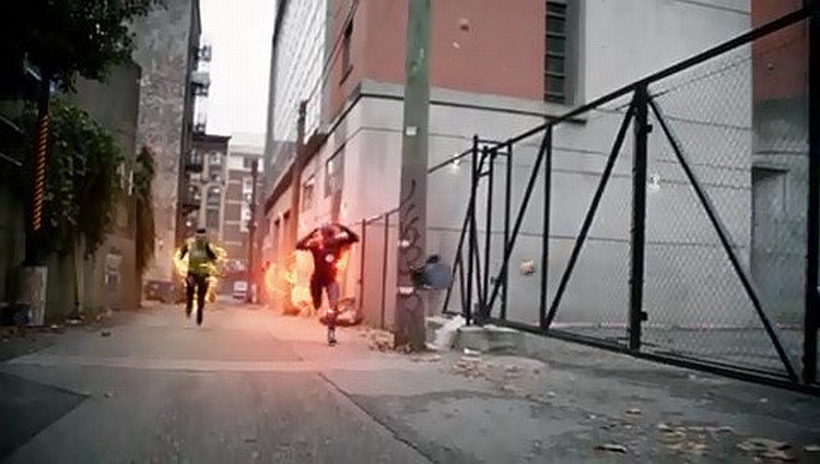 Флэш 3 сезон 10 серия Флэш 3 сезон 10 серия