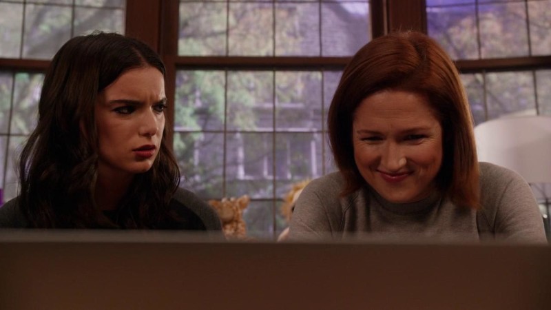 Несгибаемая Кимми Шмидт 3 сезон 11 серия Несгибаемая Кимми Шмидт 3 сезон 11 серия