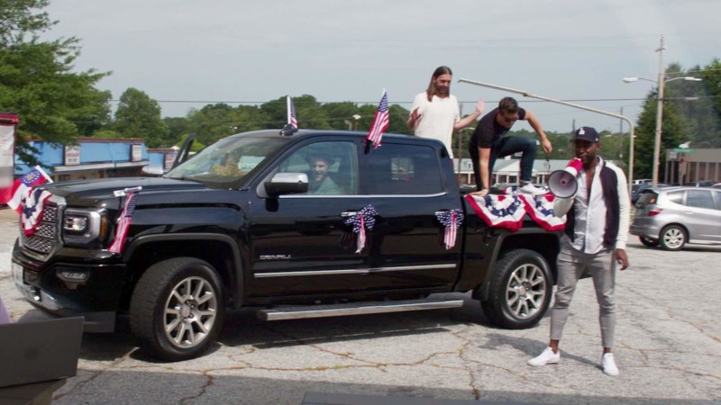 Натурал глазами гея 2 сезон 8 серия Натурал глазами гея 2 сезон 8 серия