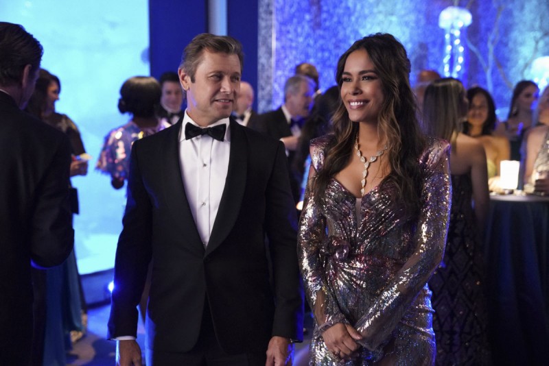 Династия 3 сезон 1 серия Династия 3 сезон 1 серия