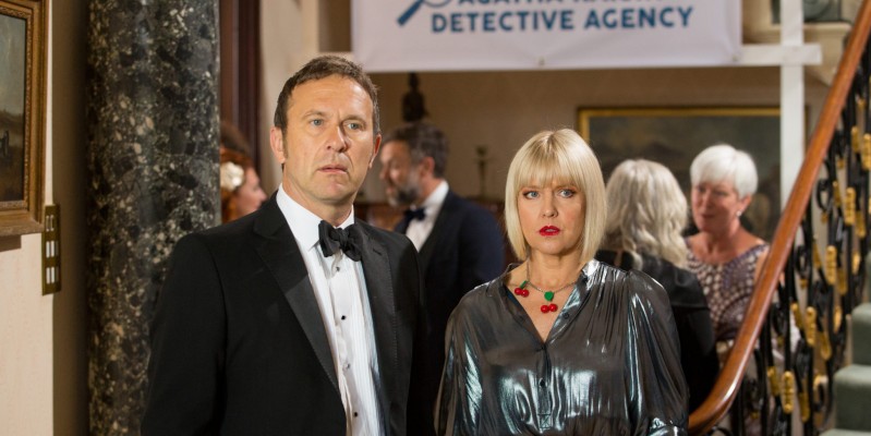 Агата Рэйзин 4 сезон 1 серия Агата Рэйзин 4 сезон 1 серия