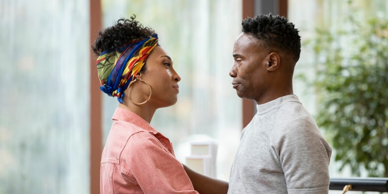 Поза 3 сезон 2 серия