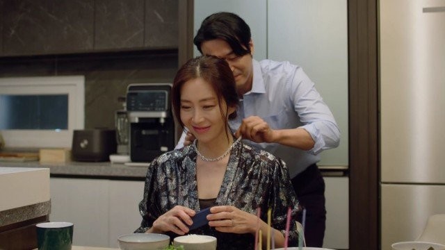 Снежное окно: Дом королевы 3 серия