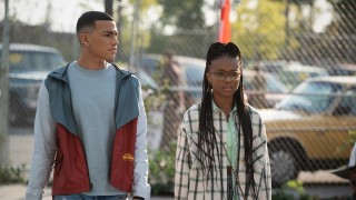 Наоми 1 сезон 1 серия