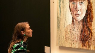 Хлоя 1 сезон 4 серия