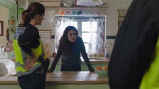 Жить без разрешения 1 сезон 13 серия