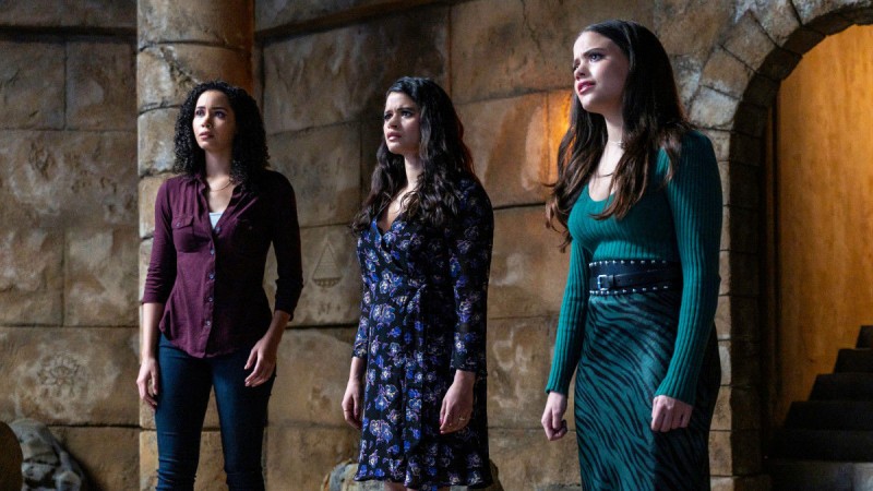 Зачарованные 2 сезон 13 серия Зачарованные 2 сезон 13 серия