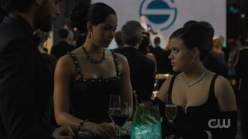 Зачарованные 2 сезон 17 серия Зачарованные 2 сезон 17 серия