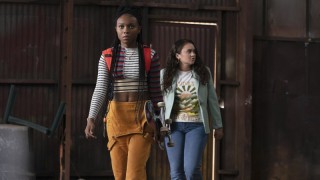 Наоми 1 сезон 6 серия