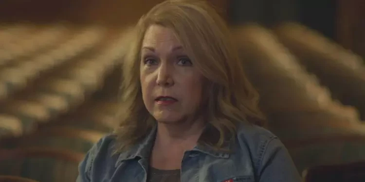 Путь вниз: Бог, жадность и культ Гвен Шамблин 4 серия