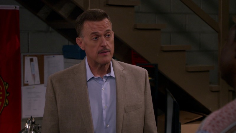 Боб любит Абишолу 4 сезон 1 серия