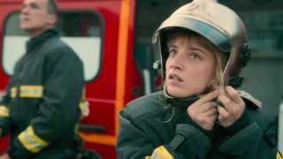 Нотр-Дам в огне / Пылающий Нотр-Дам 1 сезон 1 серия