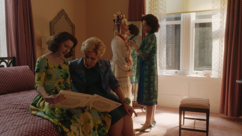 Удивительная миссис Мейзел 5 сезон 5 серия Удивительная миссис Мейзел 5 сезон 5 серия