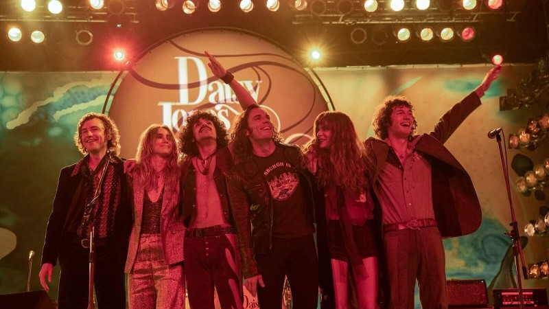 Дейзи Джонс и The Six 9 серия